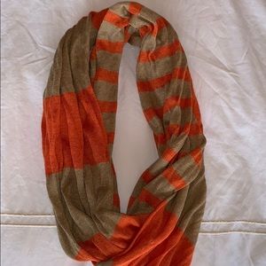 Unique Loop Scarf